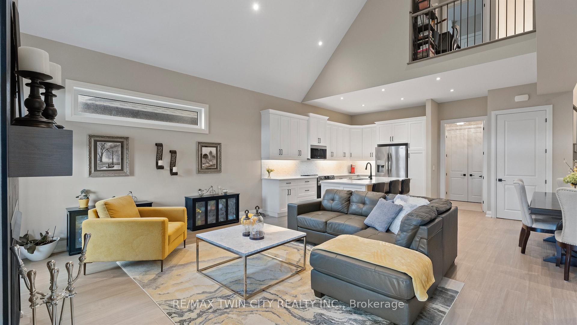 Photo 5 of 61 Swan Avenue, Pelham, Fonthill — HOMEH