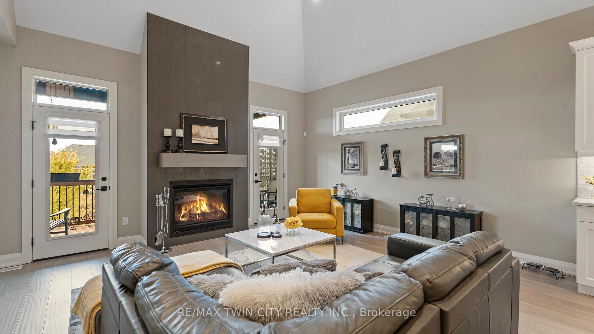 Photo 6 of 61 Swan Avenue, Pelham, Fonthill — HOMEH