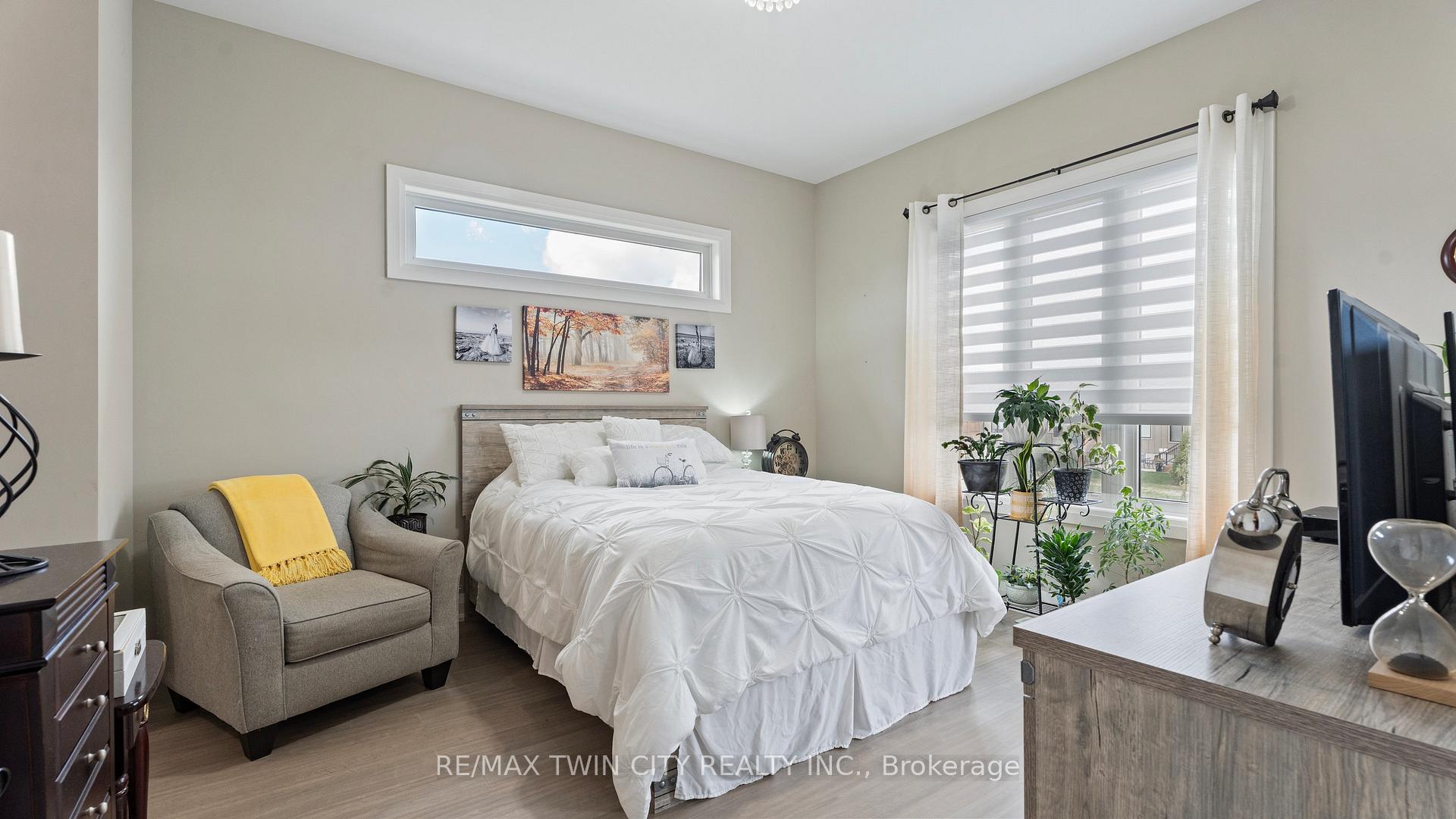 Photo 14 of 61 Swan Avenue, Pelham, Fonthill — HOMEH