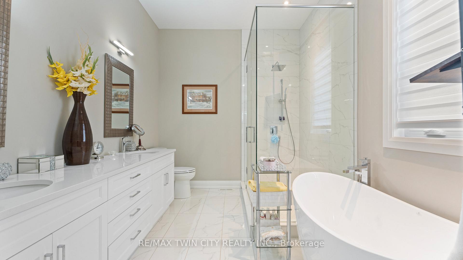 Photo 15 of 61 Swan Avenue, Pelham, Fonthill — HOMEH