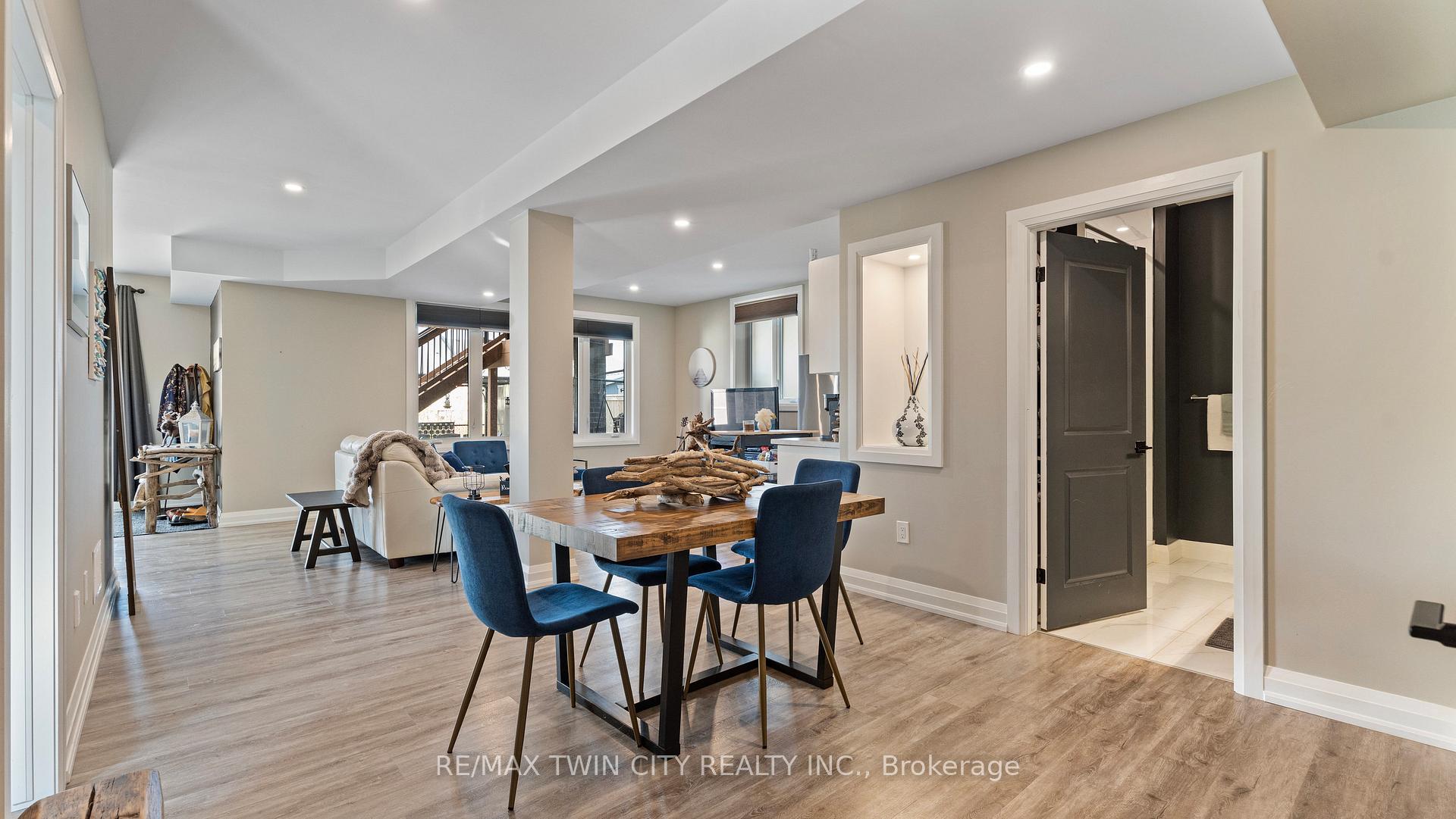 Photo 23 of 61 Swan Avenue, Pelham, Fonthill — HOMEH