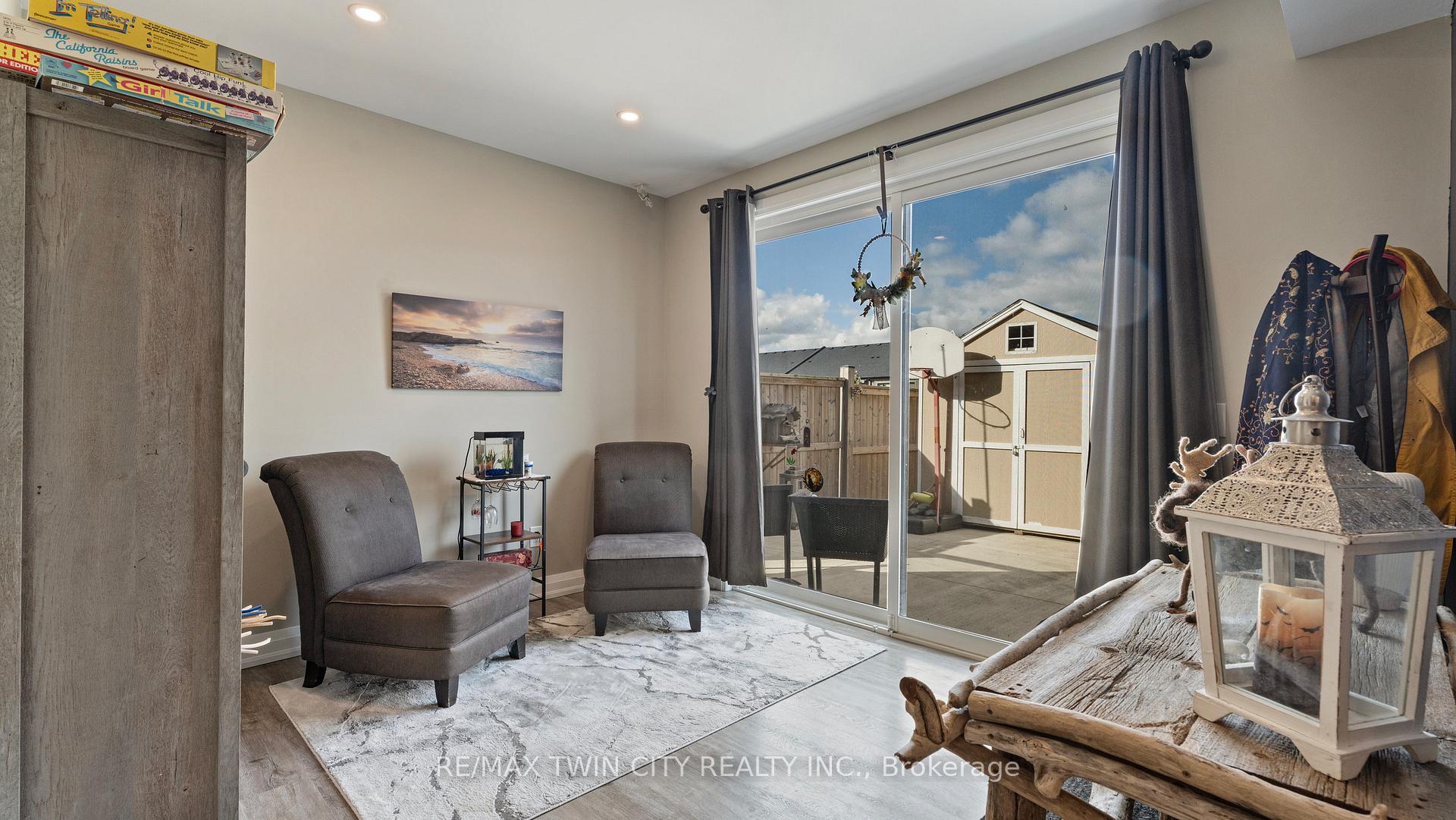 Photo 27 of 61 Swan Avenue, Pelham, Fonthill — HOMEH