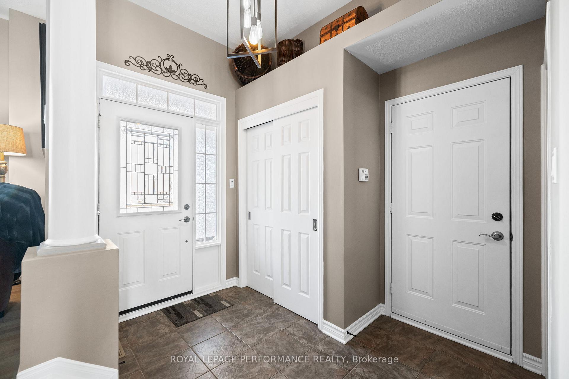 Photo 2 of 2325 Longwater Street, Ottawa, Chapel Hill South - Orleans Village — HOMEH