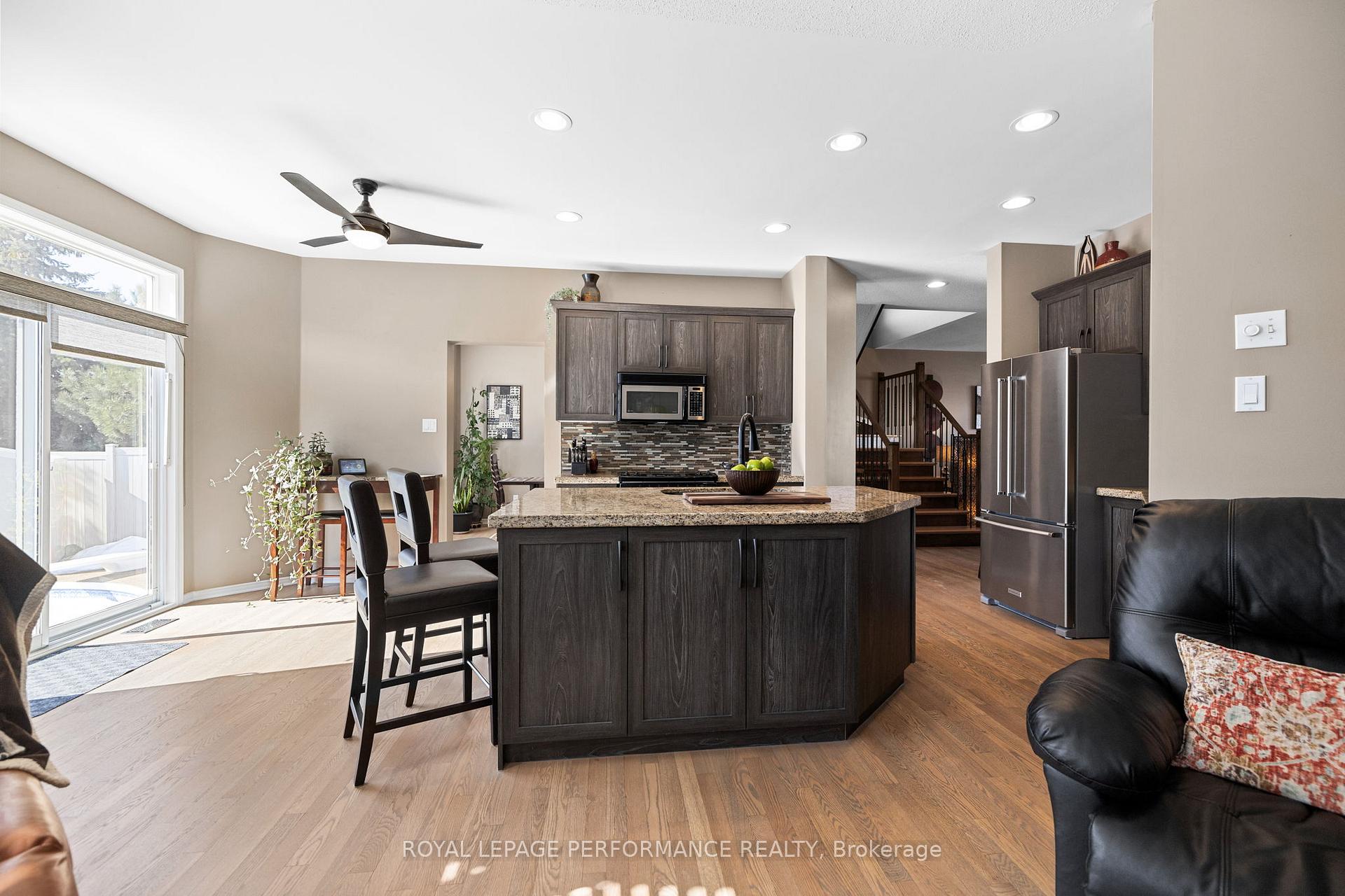 Photo 9 of 2325 Longwater Street, Ottawa, Chapel Hill South - Orleans Village — HOMEH