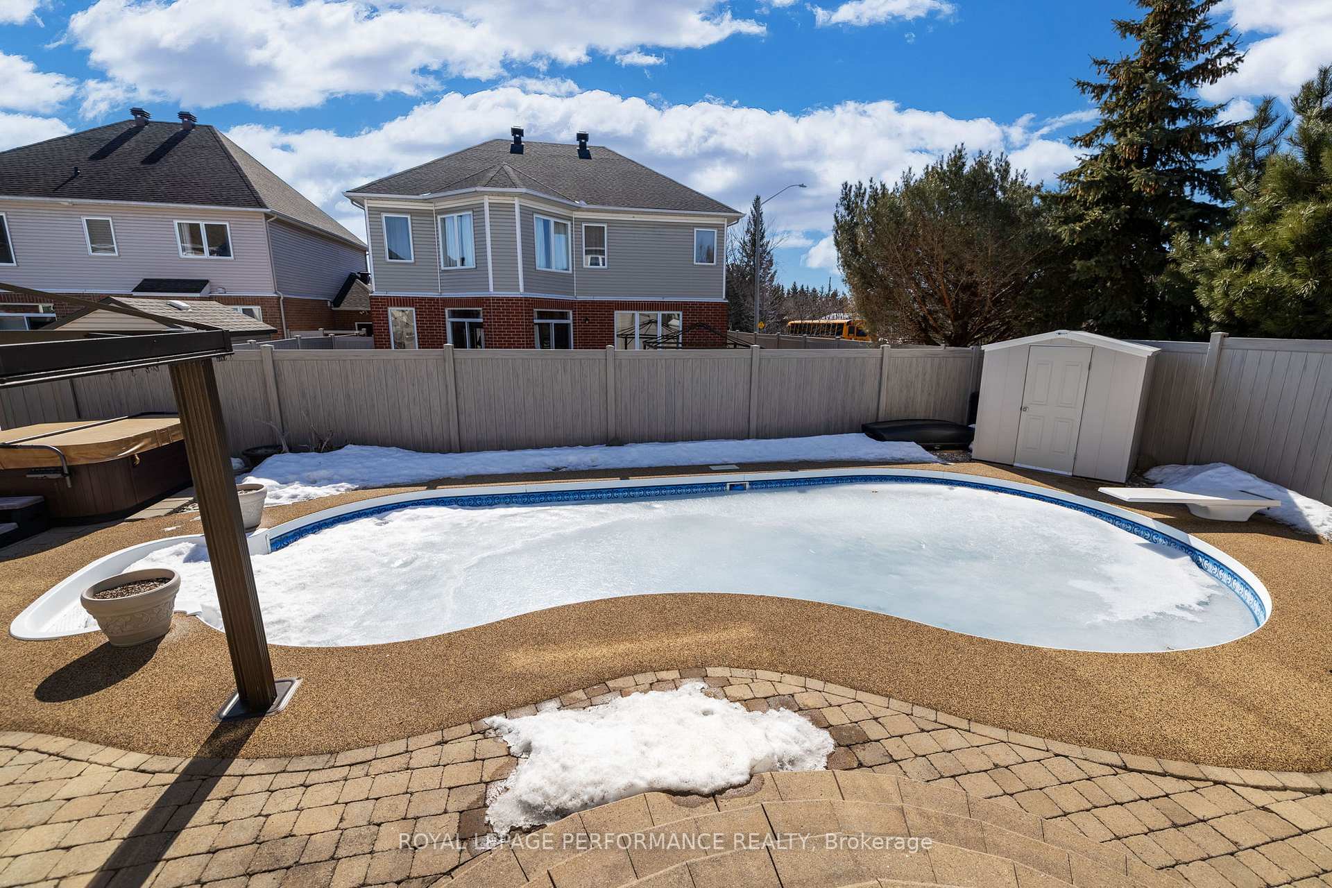 Photo 31 of 2325 Longwater Street, Ottawa, Chapel Hill South - Orleans Village — HOMEH