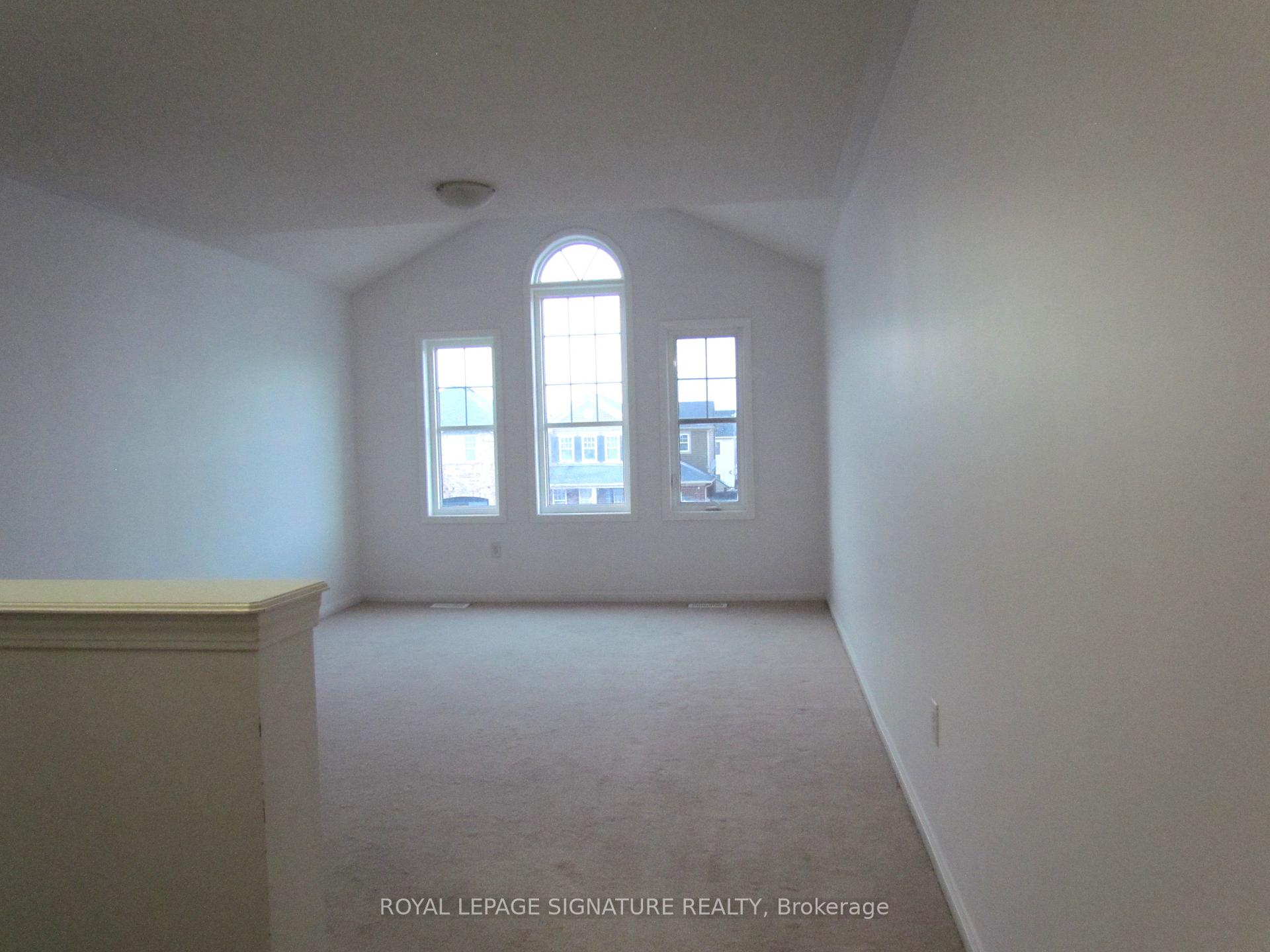 Photo 11 of 448 Dymott Avenue, Milton, Dorset Park — HOMEH