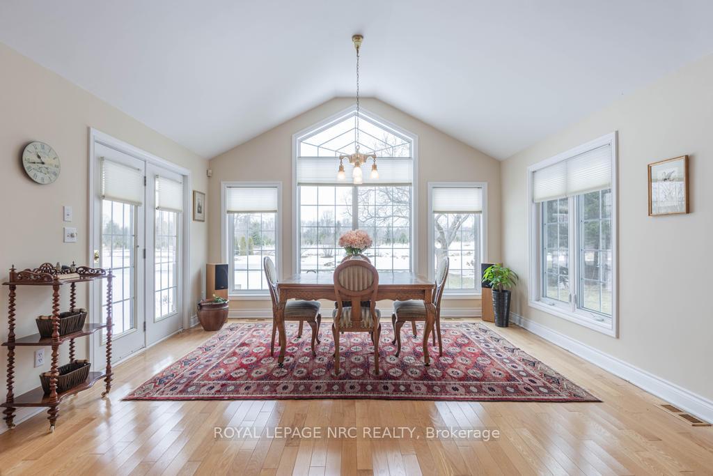 Photo 13 of 740 Centre Street, Pelham, Fenwick — HOMEH