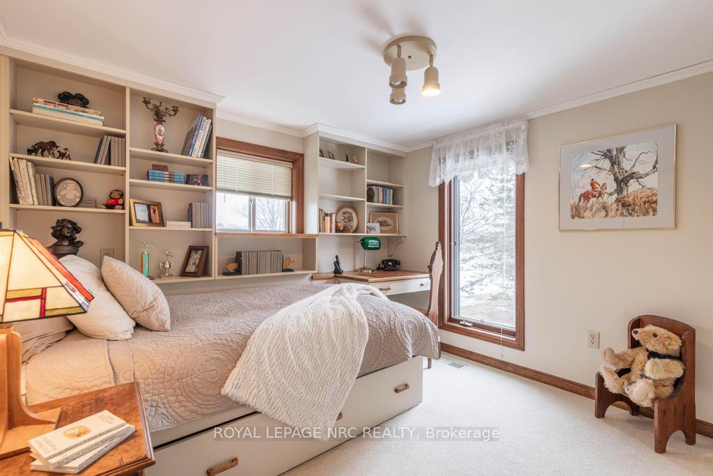 Photo 31 of 740 Centre Street, Pelham, Fenwick — HOMEH