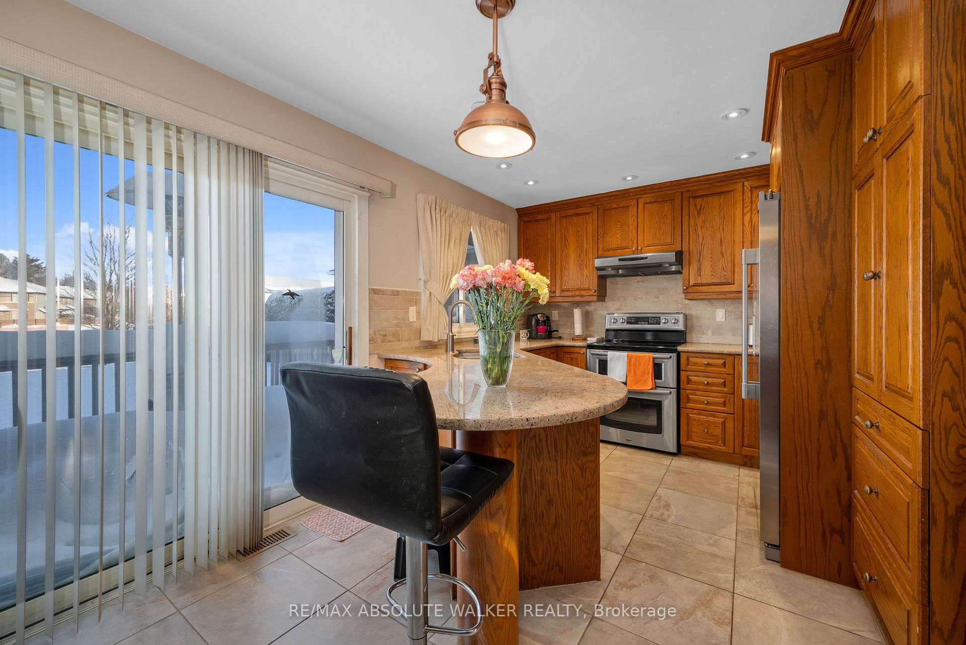 Photo 6 of 2701 Page Road, Ottawa, Mer Bleue/Bradley Estates/Anderson Park — HOMEH