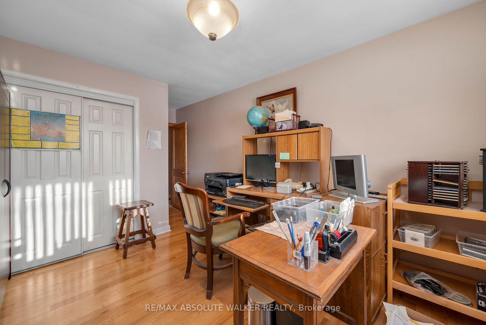 Photo 18 of 2701 Page Road, Ottawa, Mer Bleue/Bradley Estates/Anderson Park — HOMEH