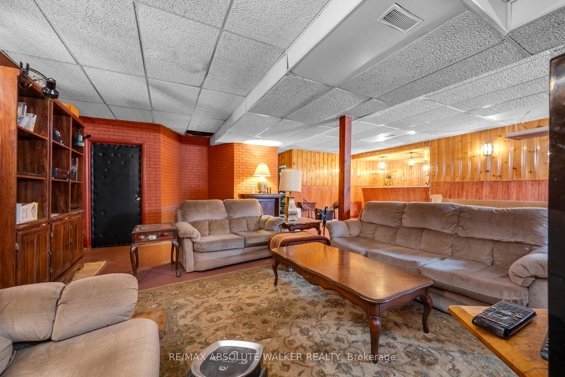 Photo 23 of 2701 Page Road, Ottawa, Mer Bleue/Bradley Estates/Anderson Park — HOMEH