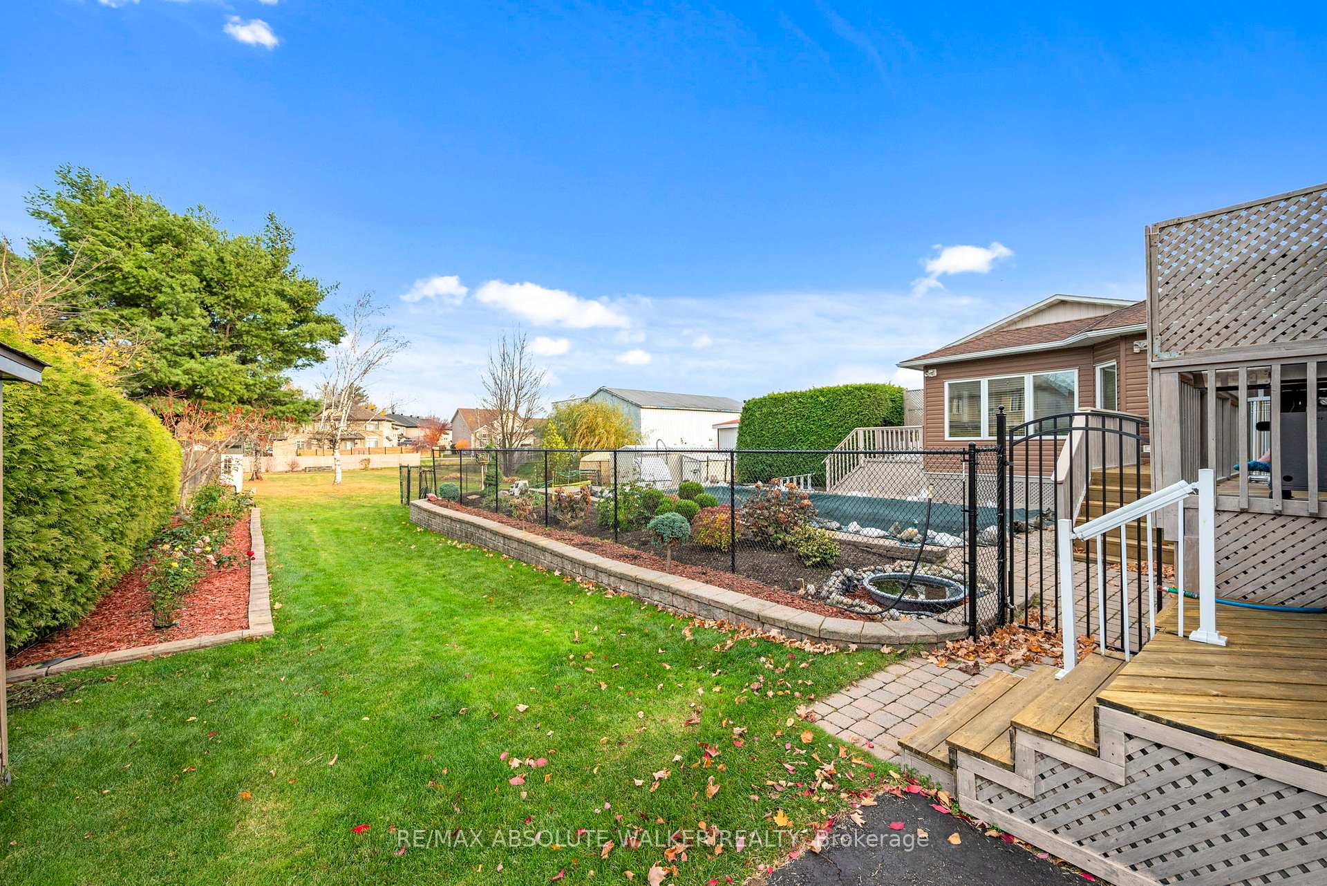 Photo 27 of 2701 Page Road, Ottawa, Mer Bleue/Bradley Estates/Anderson Park — HOMEH