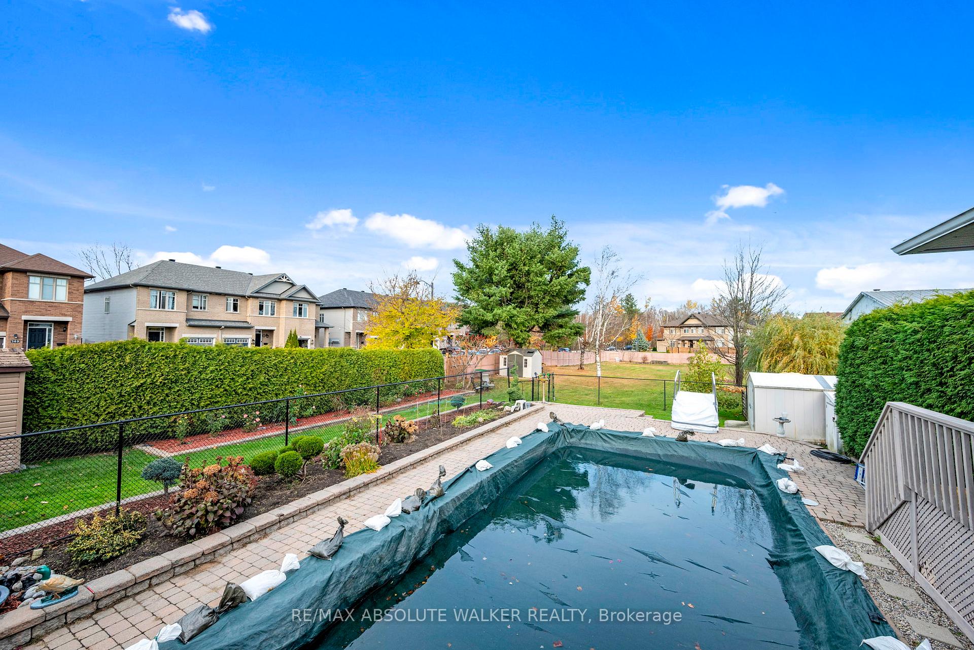 Photo 29 of 2701 Page Road, Ottawa, Mer Bleue/Bradley Estates/Anderson Park — HOMEH