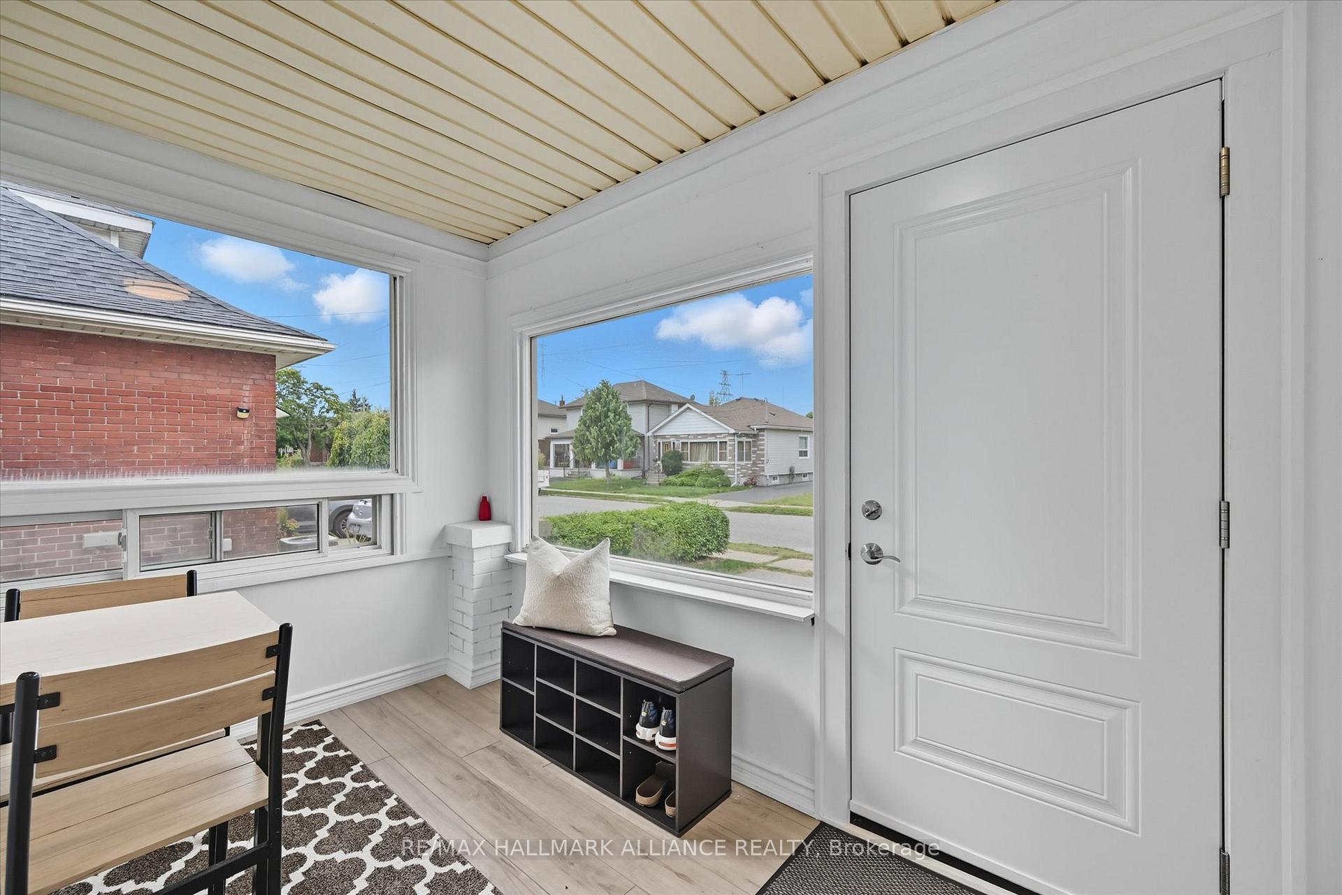 Photo 5 of 4652 Sixth Avenue, Niagara Falls, Cherrywood — HOMEH