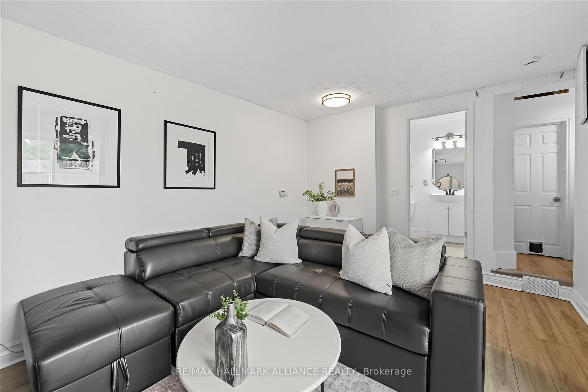 Photo 30 of 4652 Sixth Avenue, Niagara Falls, Cherrywood — HOMEH