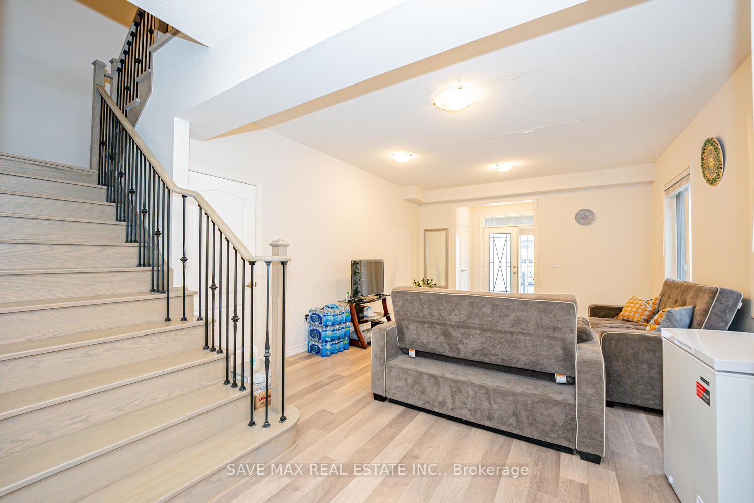 Photo 13 of 1534 Chretien Street, Milton, Ford — HOMEH
