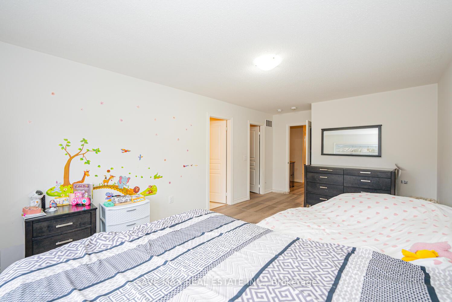 Photo 27 of 1534 Chretien Street, Milton, Ford — HOMEH