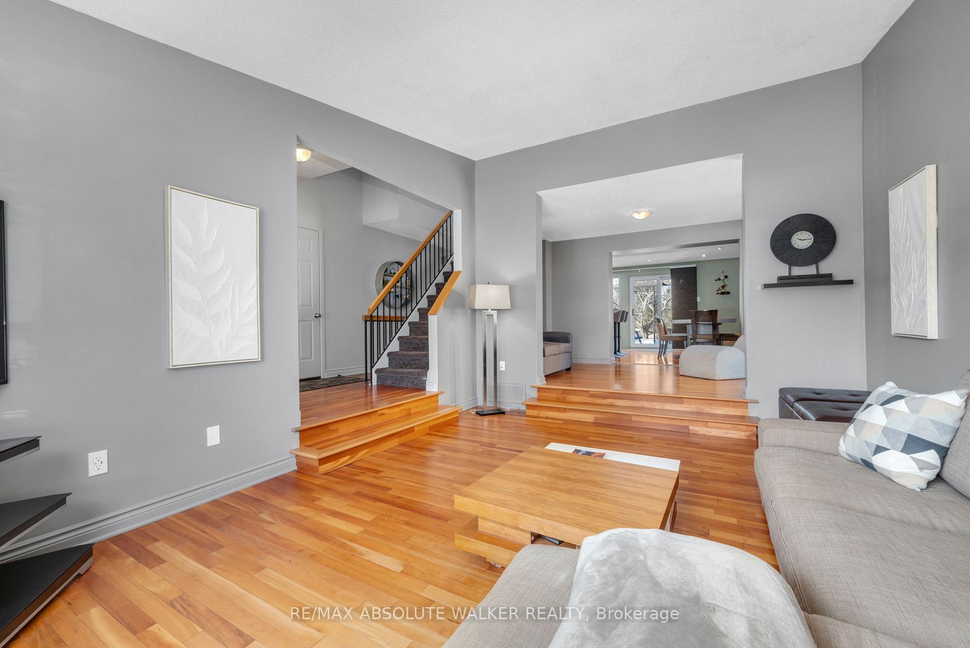Photo 4 of 7901 Decarie Drive, Ottawa, Orleans Wood — HOMEH