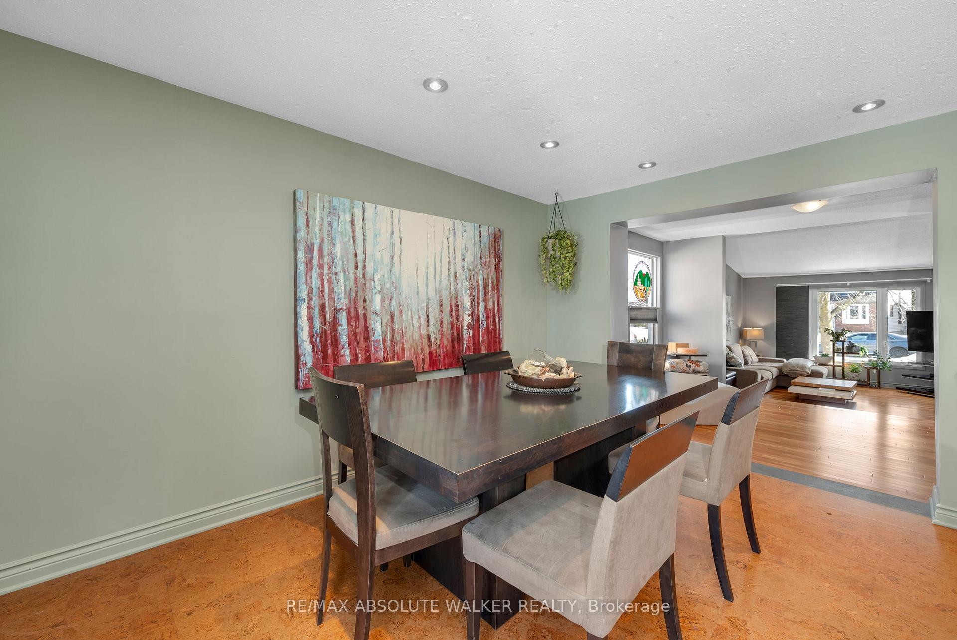 Photo 12 of 7901 Decarie Drive, Ottawa, Orleans Wood — HOMEH
