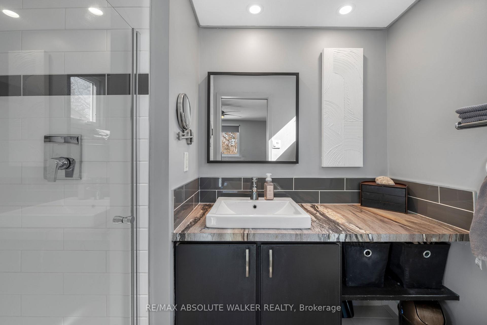 Photo 19 of 7901 Decarie Drive, Ottawa, Orleans Wood — HOMEH