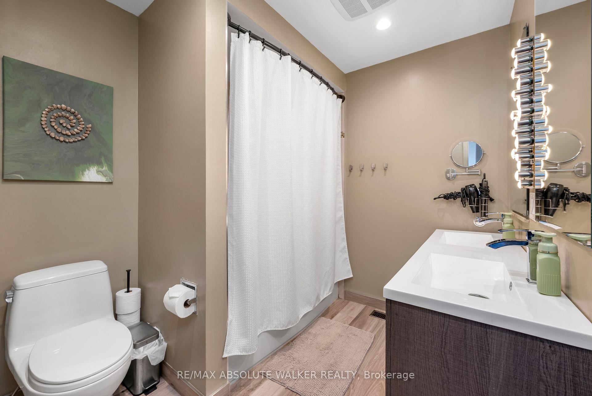 Photo 23 of 7901 Decarie Drive, Ottawa, Orleans Wood — HOMEH