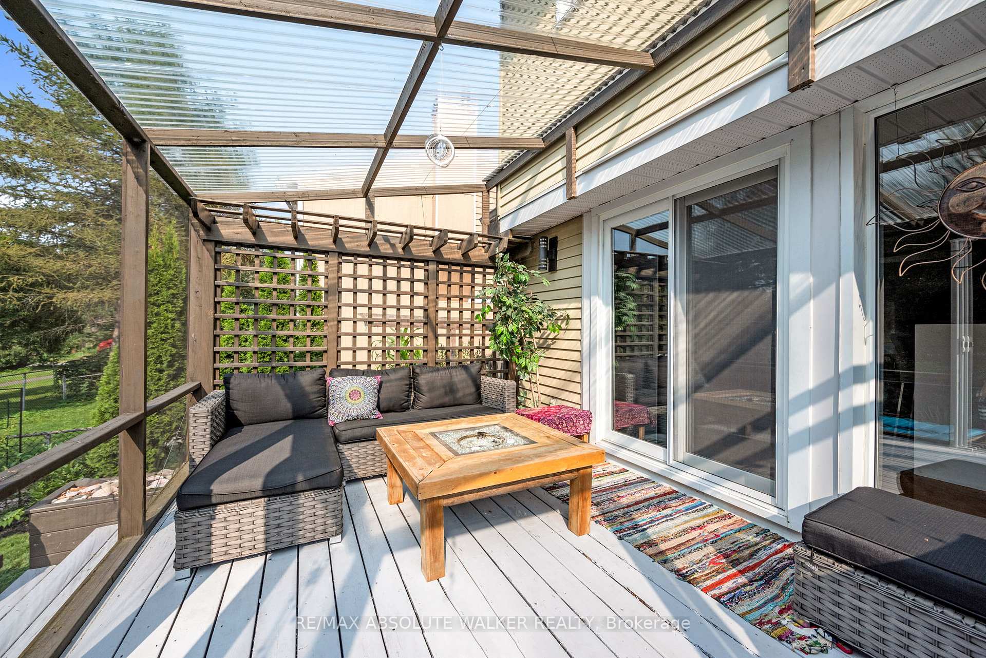 Photo 31 of 7901 Decarie Drive, Ottawa, Orleans Wood — HOMEH