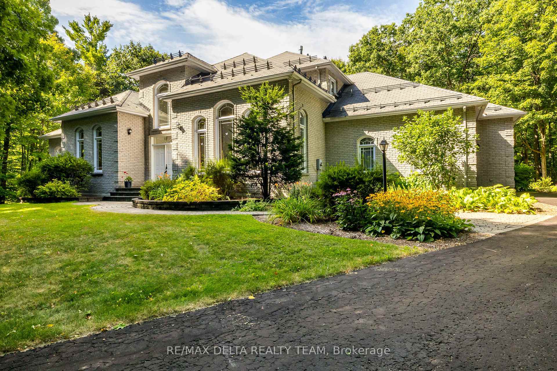 Photo 1 of 1340 Georges Vanier Drive, Ottawa, Cumberland Ridge — HOMEH