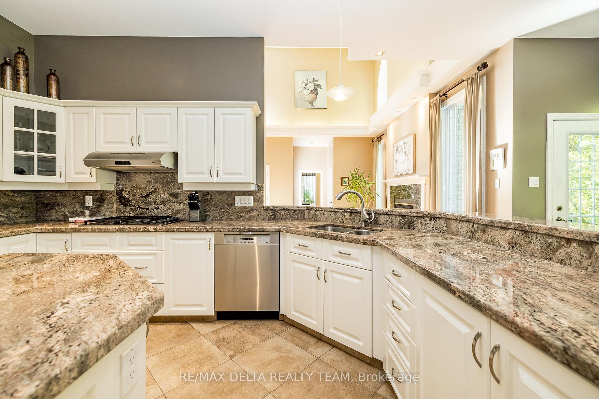 Photo 17 of 1340 Georges Vanier Drive, Ottawa, Cumberland Ridge — HOMEH