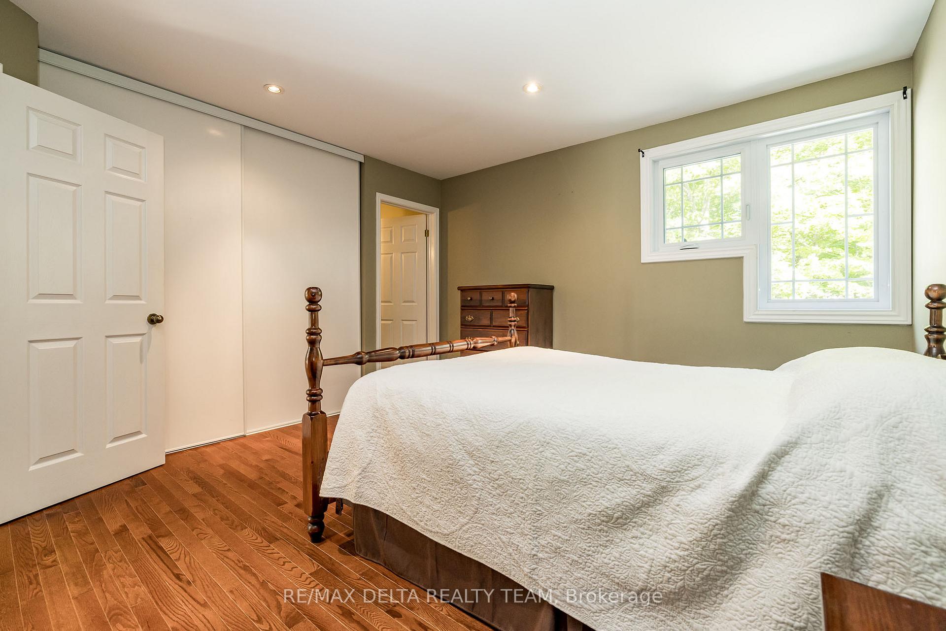 Photo 31 of 1340 Georges Vanier Drive, Ottawa, Cumberland Ridge — HOMEH