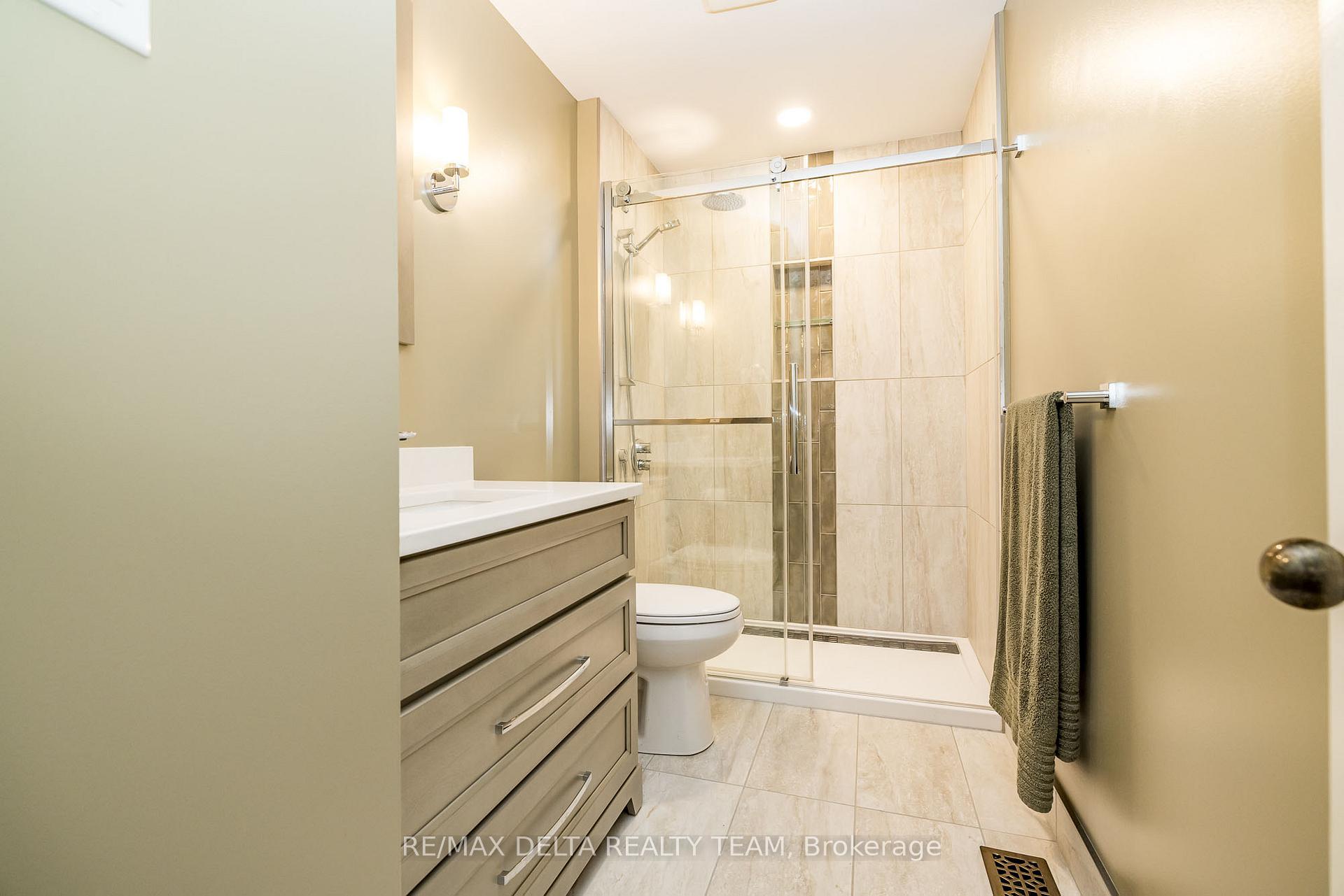 Photo 32 of 1340 Georges Vanier Drive, Ottawa, Cumberland Ridge — HOMEH