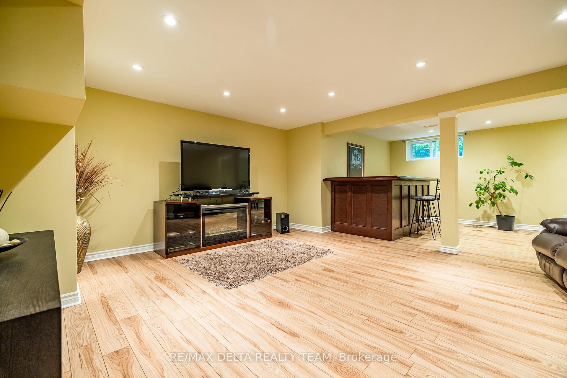 Photo 43 of 1340 Georges Vanier Drive, Ottawa, Cumberland Ridge — HOMEH