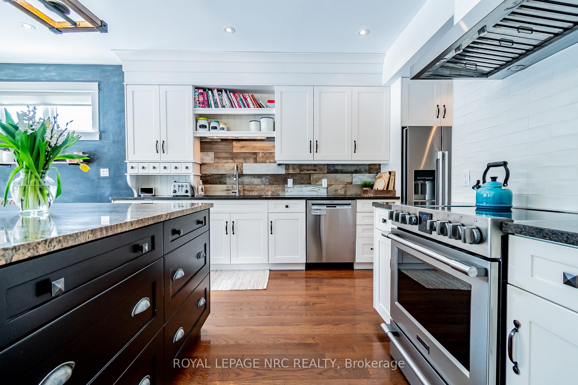 Photo 10 of 692 Canboro Road, Pelham, Fenwick — HOMEH