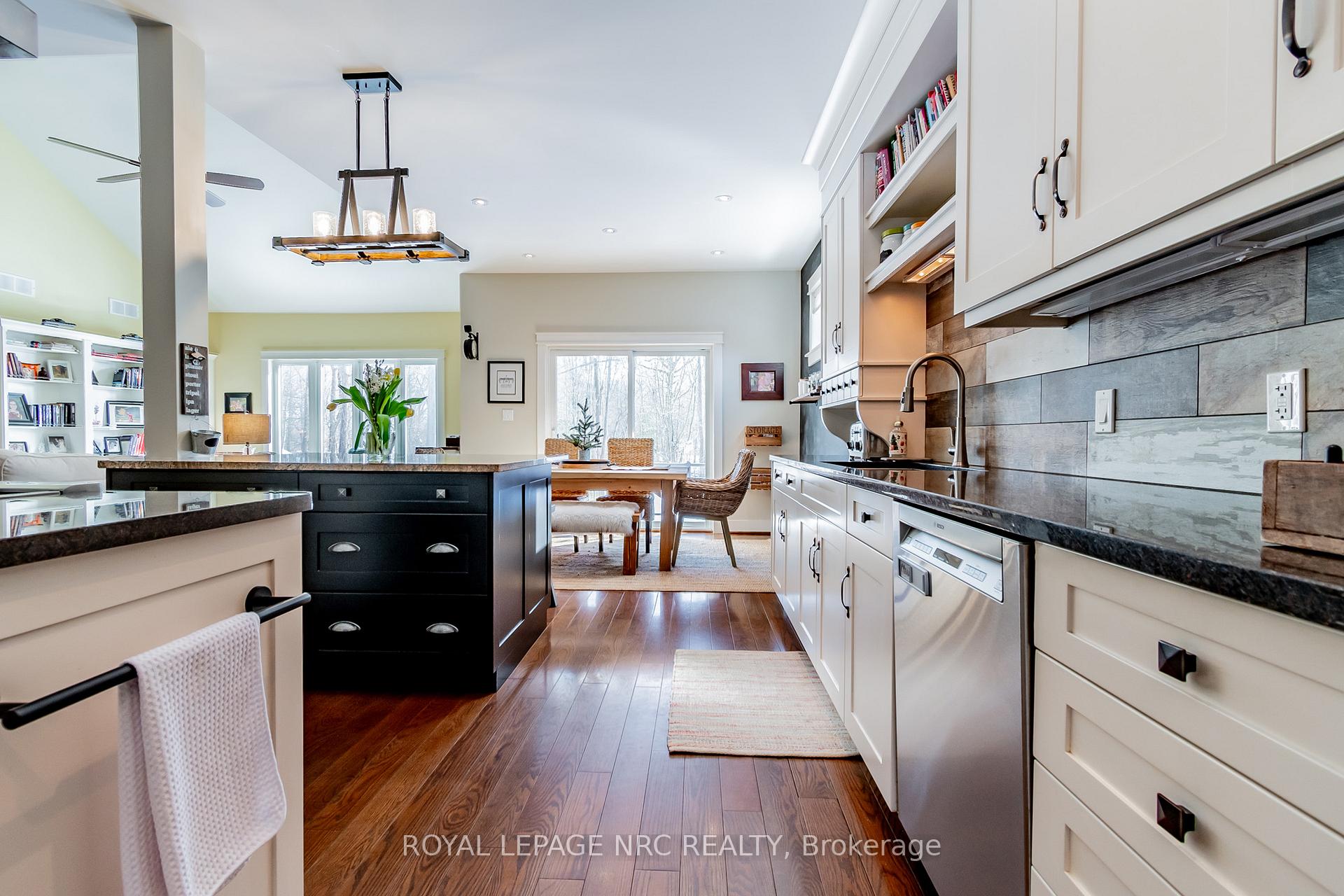 Photo 11 of 692 Canboro Road, Pelham, Fenwick — HOMEH