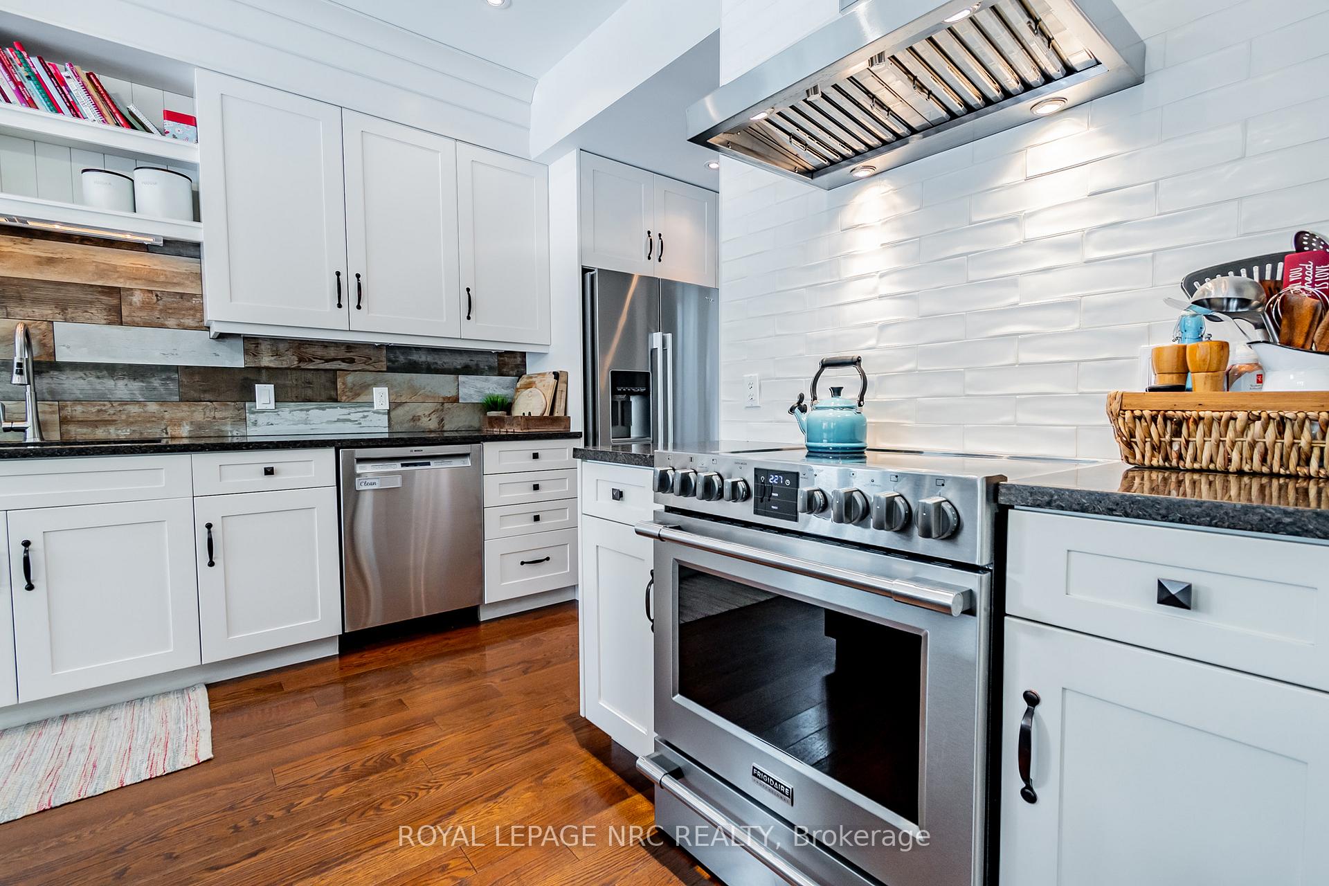 Photo 13 of 692 Canboro Road, Pelham, Fenwick — HOMEH