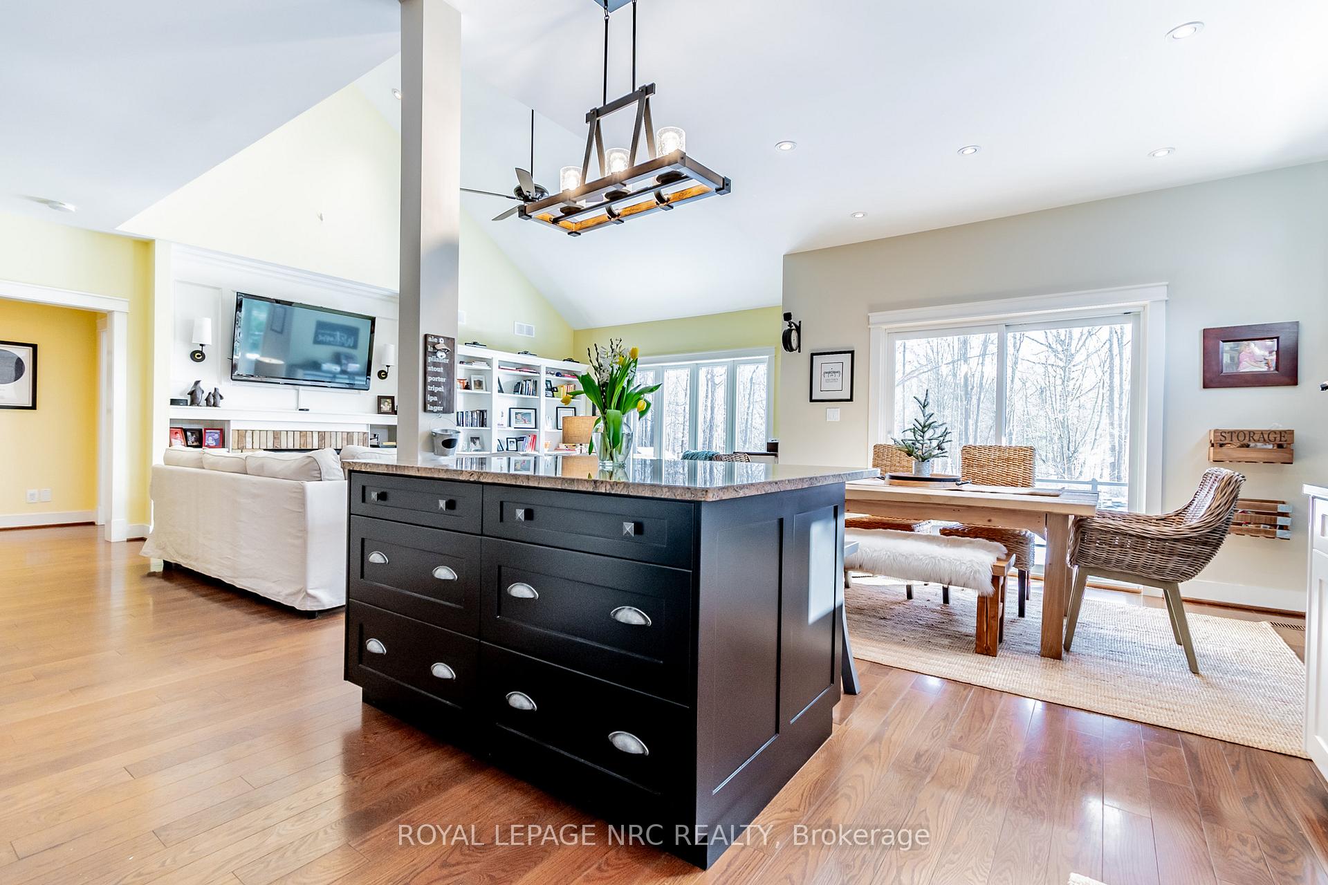 Photo 14 of 692 Canboro Road, Pelham, Fenwick — HOMEH