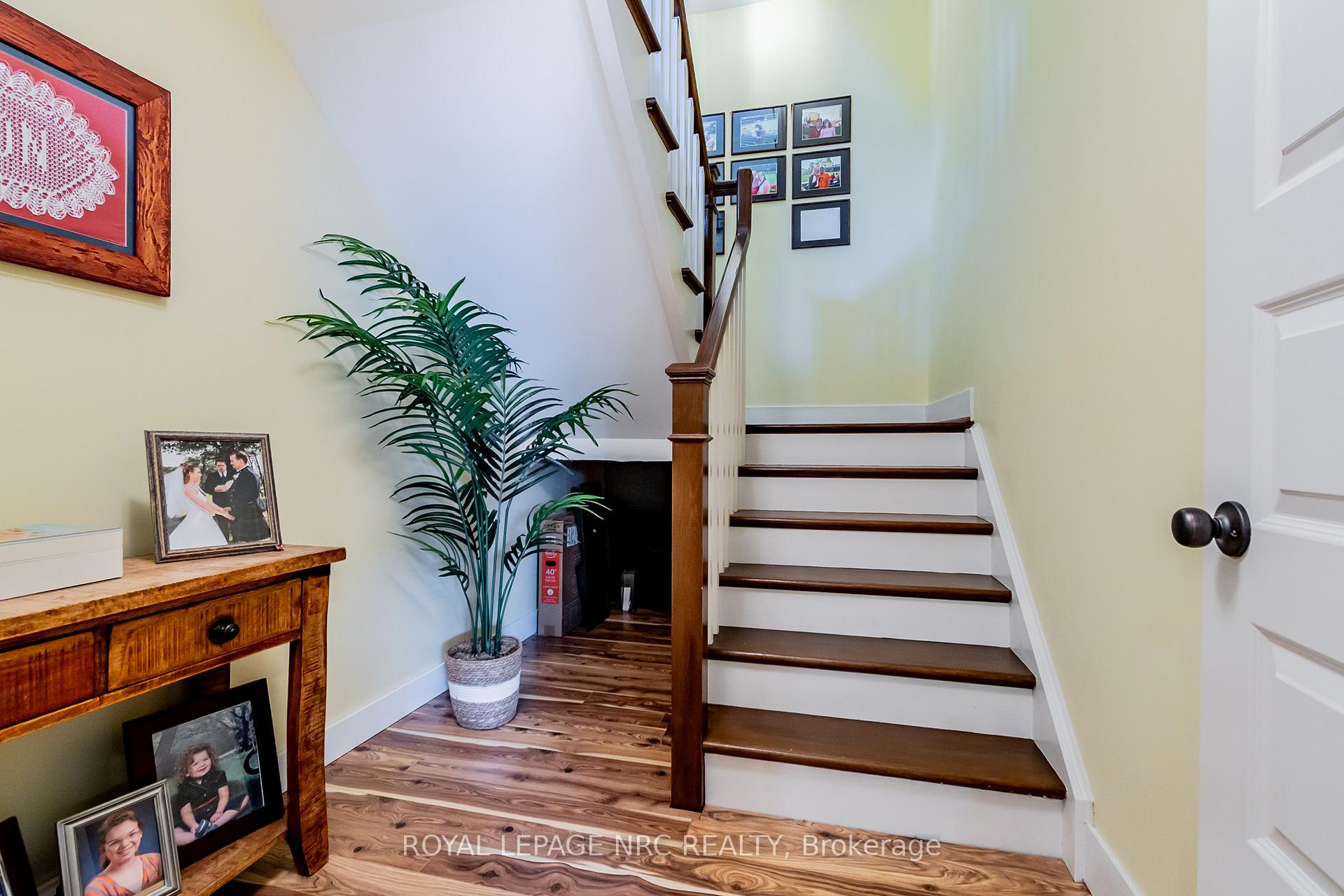 Photo 30 of 692 Canboro Road, Pelham, Fenwick — HOMEH