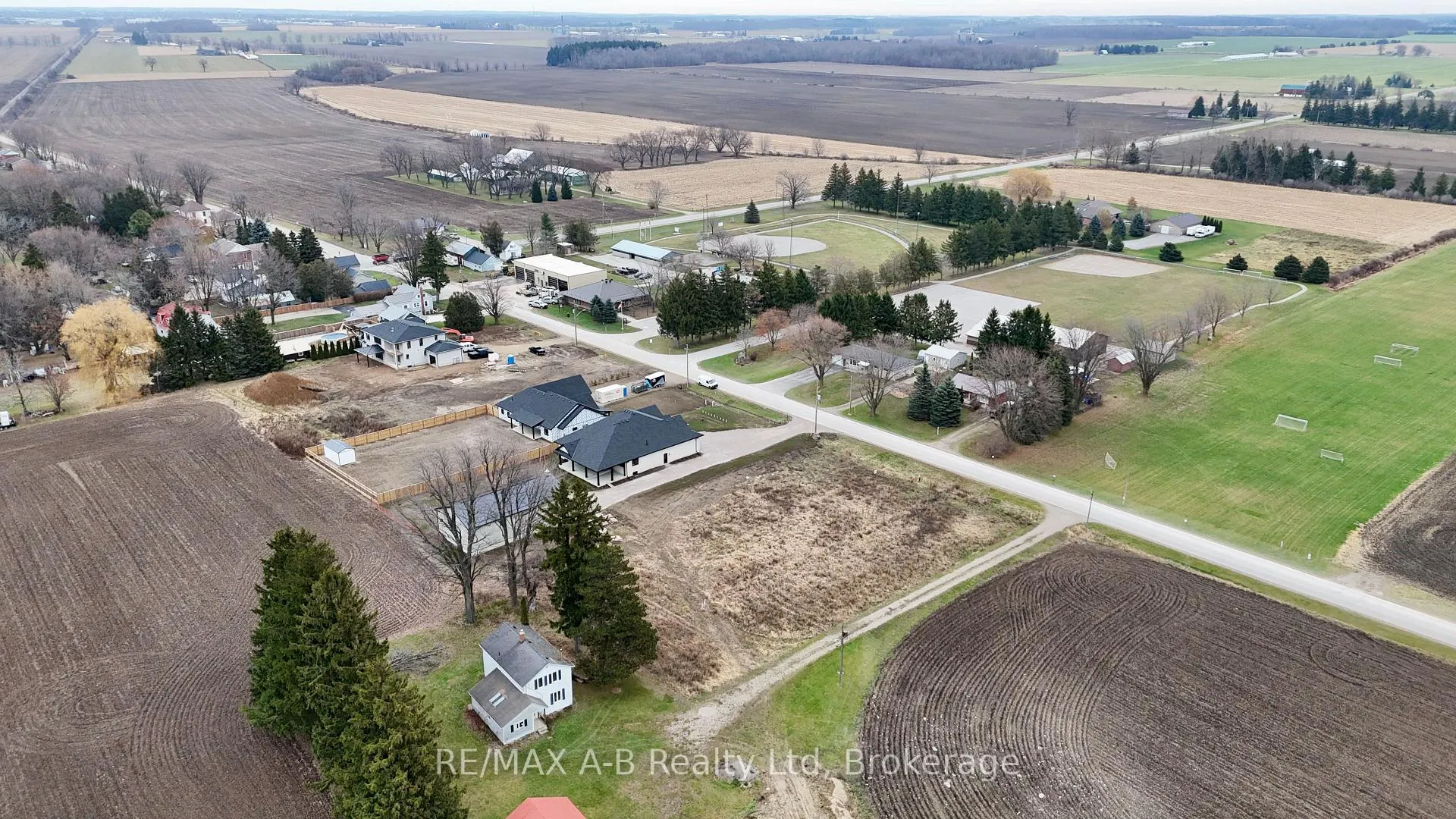 Photo 6 of 3180 Rd 122, Perth South, Downie — HOMEH