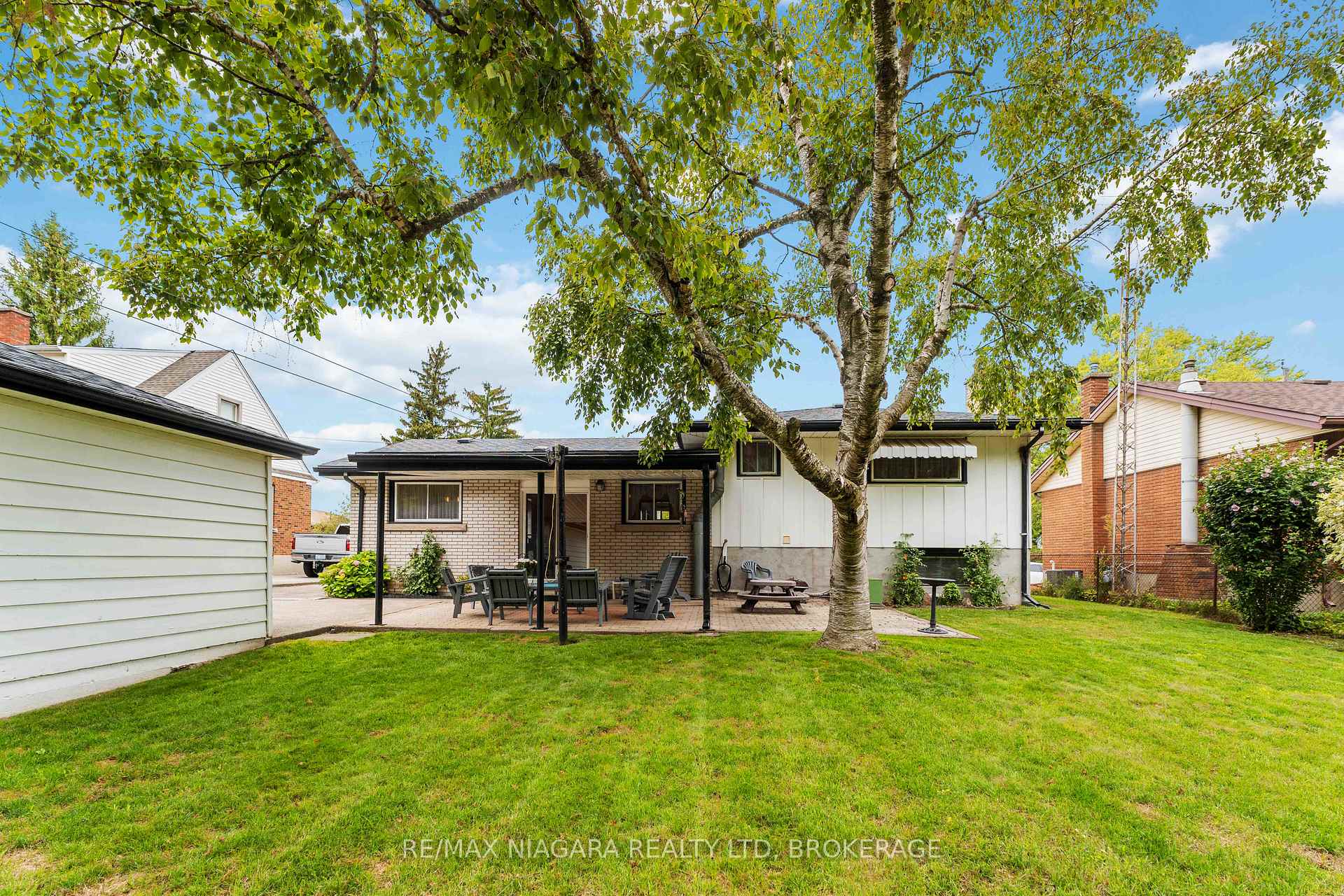 Photo 17 of 5840 Keith Street, Niagara Falls, Church's Lane — HOMEH