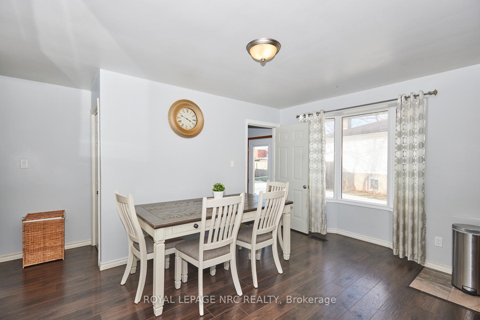 Photo 10 of 5753 Sunnylea Crescent, Niagara Falls, Arad/Fallsview — HOMEH