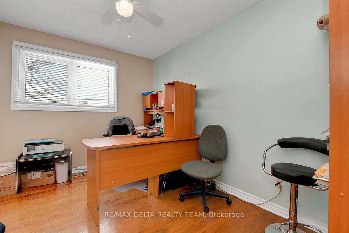Photo 19 of 2002 Belcourt Boulevard, Ottawa, Chateauneuf — HOMEH