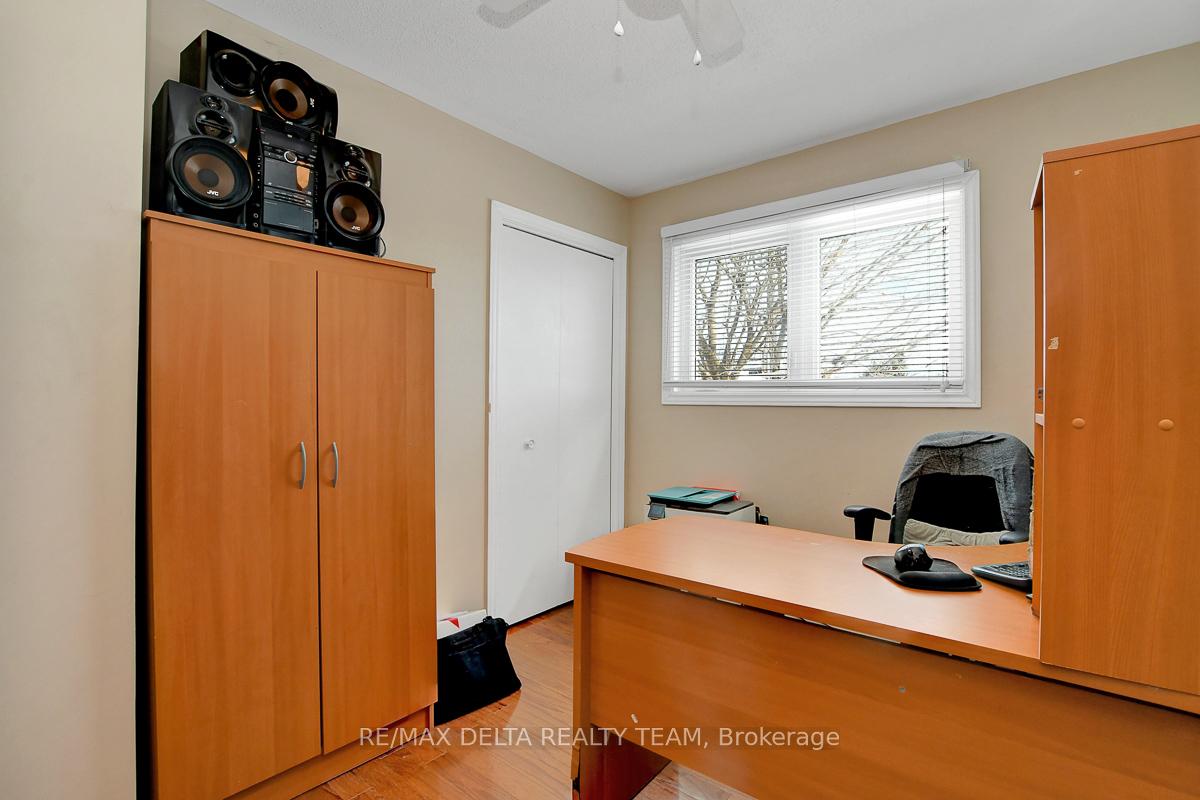 Photo 20 of 2002 Belcourt Boulevard, Ottawa, Chateauneuf — HOMEH