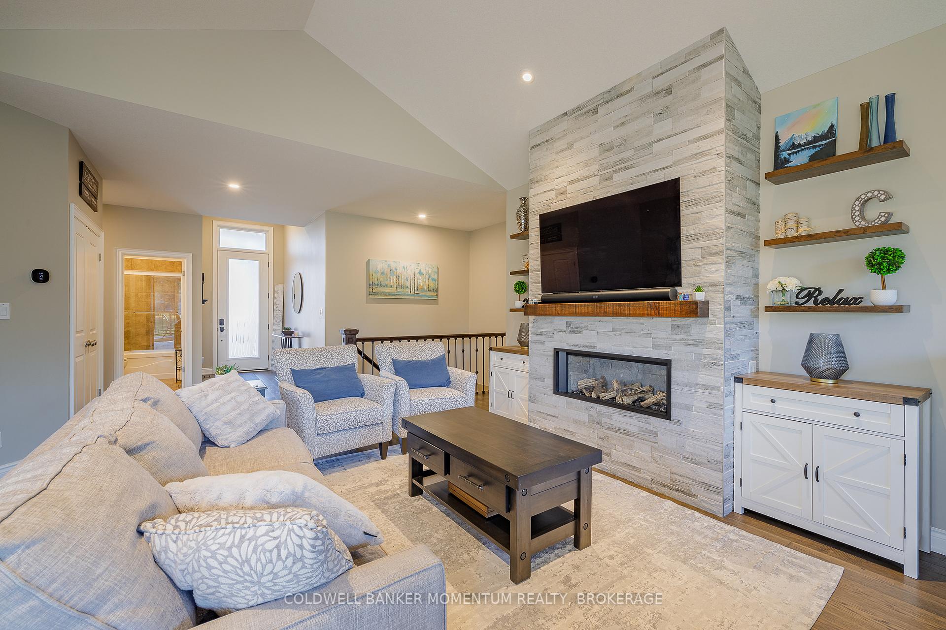 Photo 8 of 116 Sandra Drive, Pelham, Fenwick — HOMEH