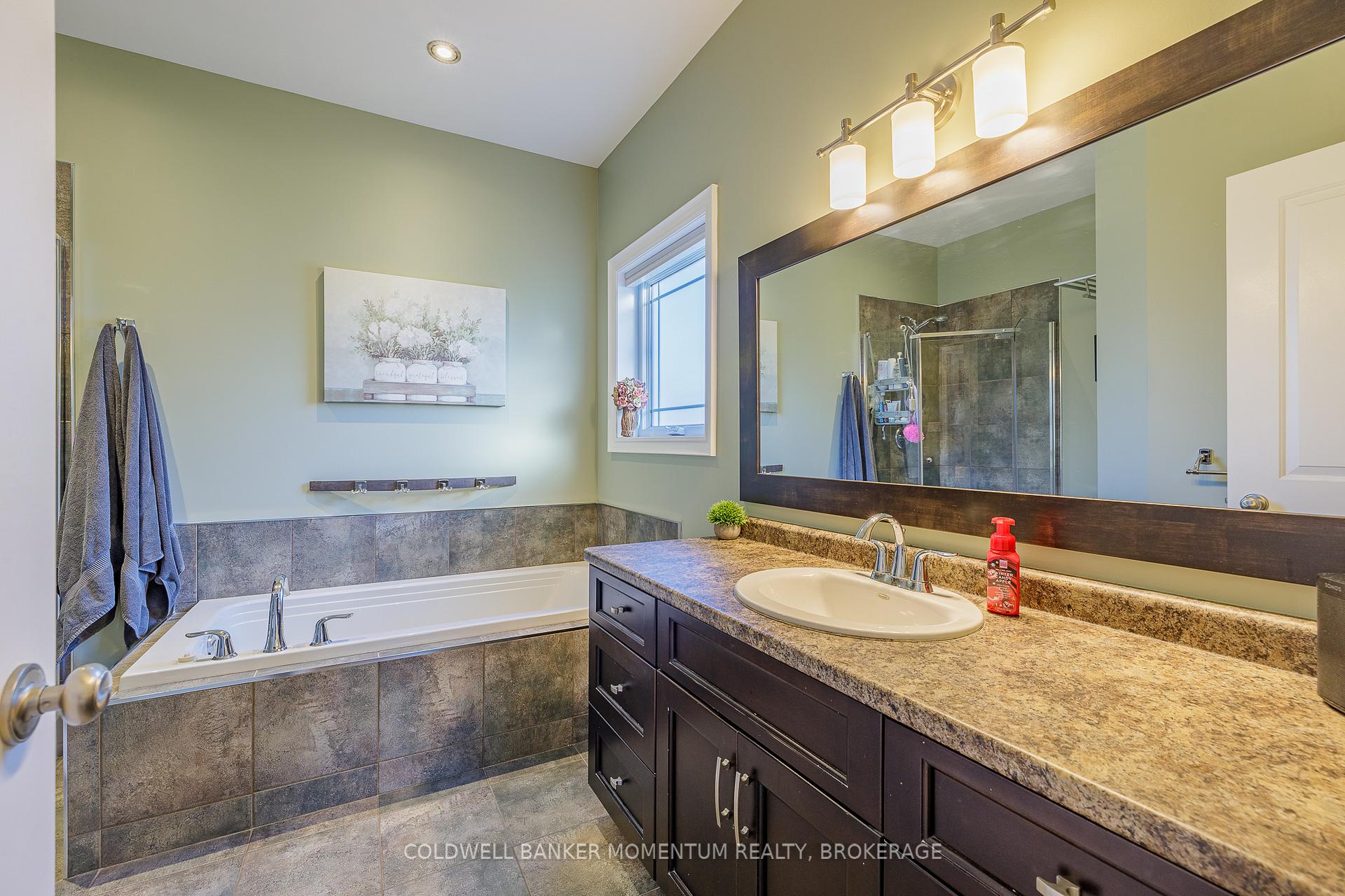 Photo 29 of 116 Sandra Drive, Pelham, Fenwick — HOMEH