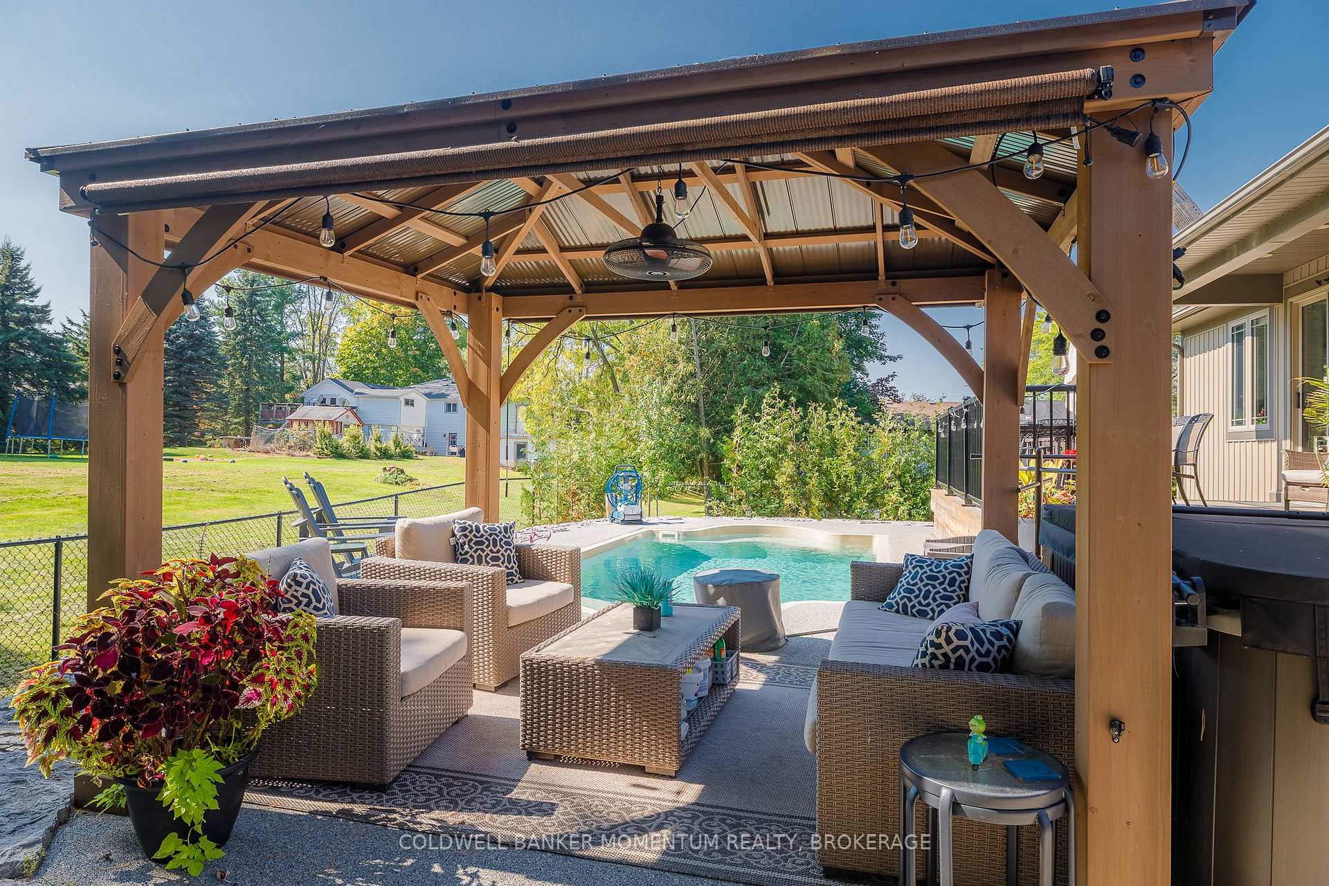 Photo 46 of 116 Sandra Drive, Pelham, Fenwick — HOMEH