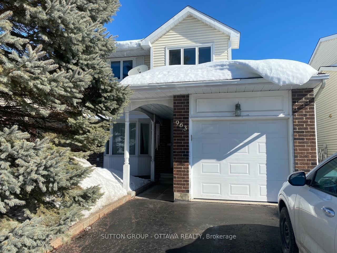 Photo 1 of 963 Snowshoe Crescent, Ottawa, Hiawatha Park/Convent Glen — HOMEH