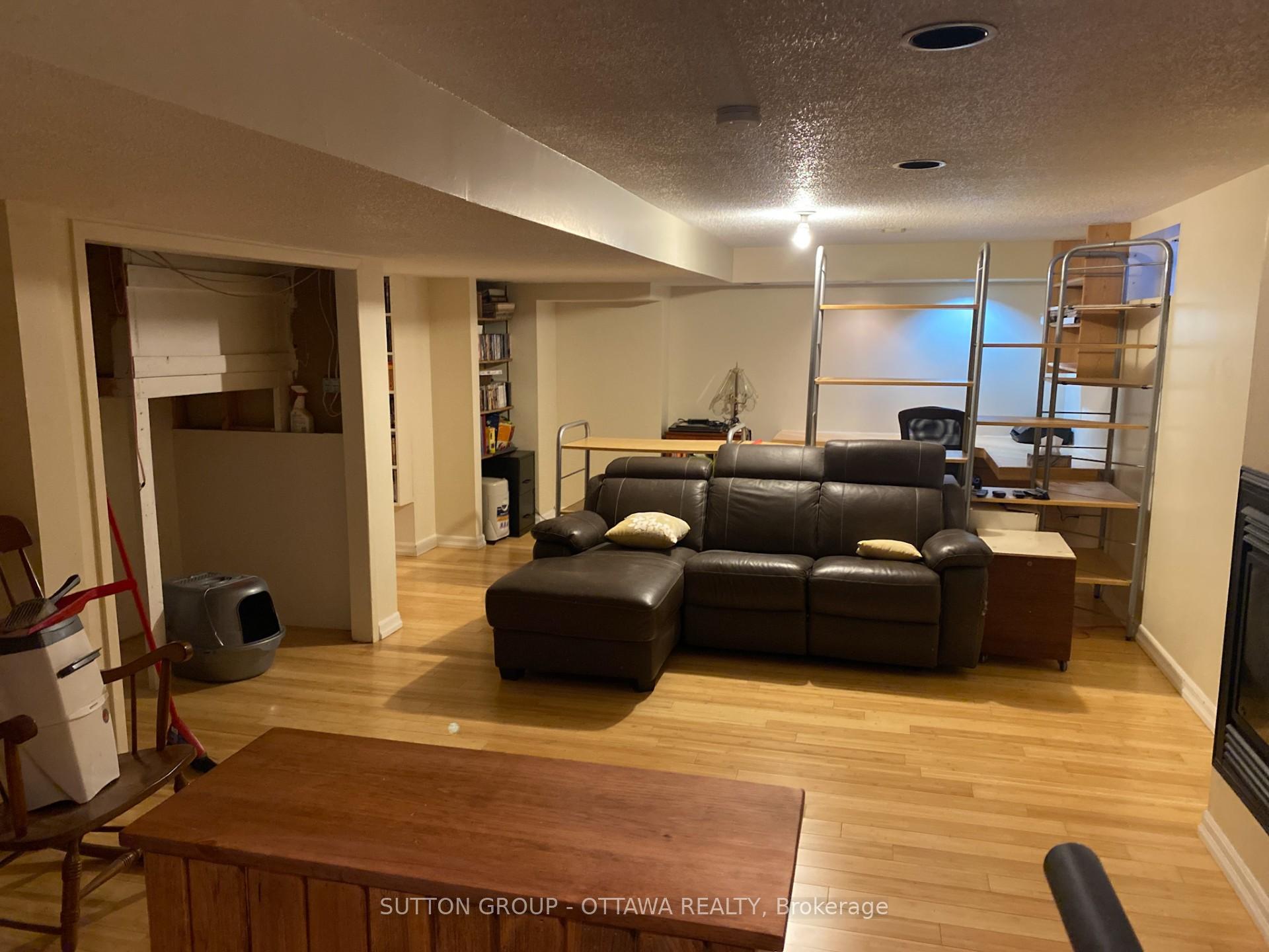 Photo 26 of 963 Snowshoe Crescent, Ottawa, Hiawatha Park/Convent Glen — HOMEH