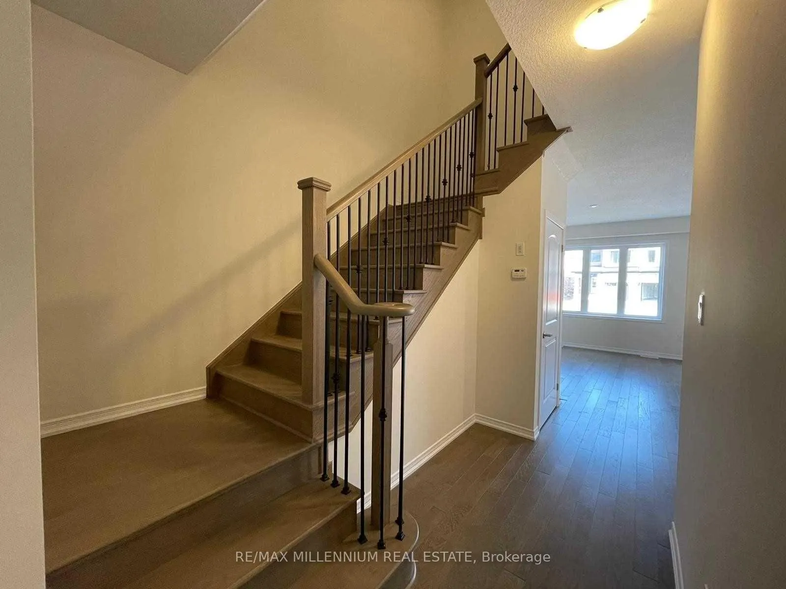 Photo 10 of Unit 34, 8273 Tulip Tree Drive, Niagara Falls, Brown — HOMEH