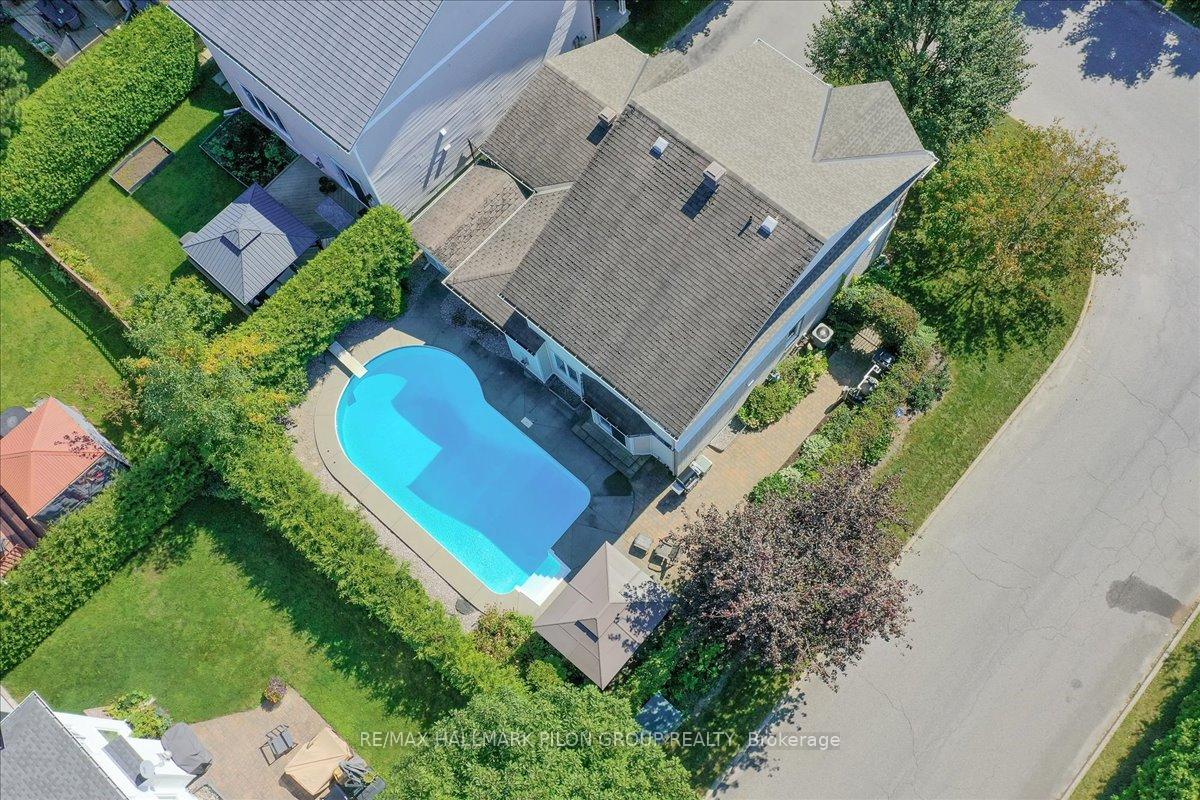 Photo 3 of 2314 Valleywood Place, Ottawa, Chapel Hill South - Orleans Village — HOMEH