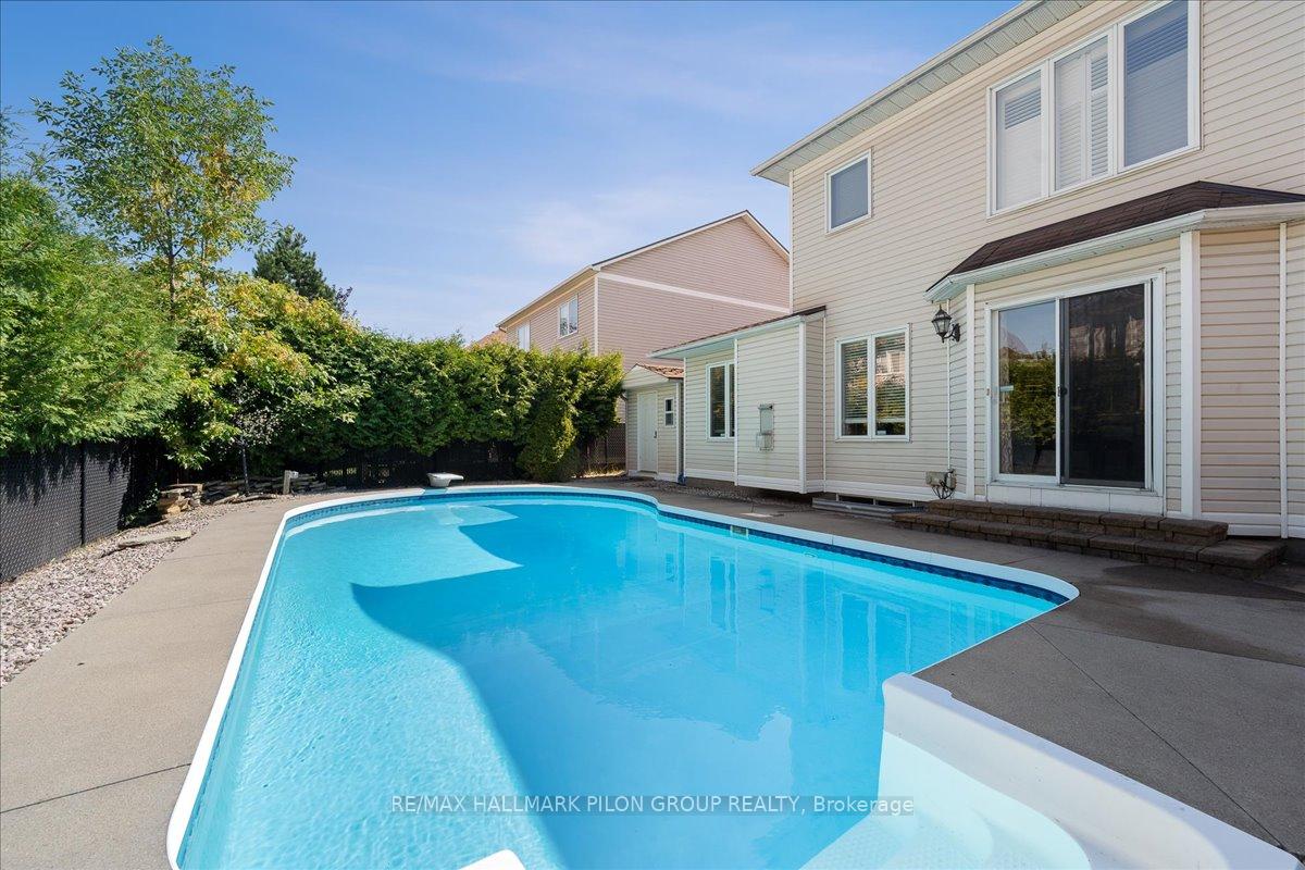 Photo 20 of 2314 Valleywood Place, Ottawa, Chapel Hill South - Orleans Village — HOMEH