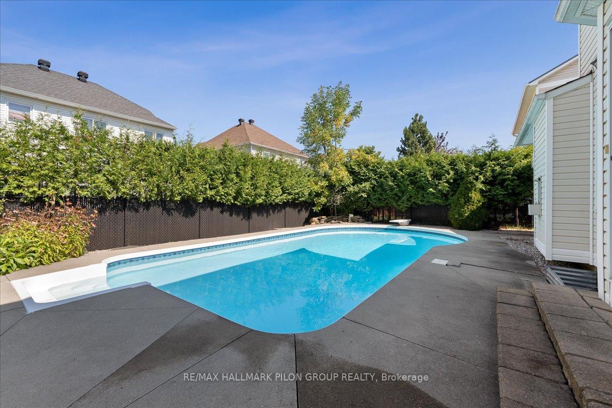 Photo 21 of 2314 Valleywood Place, Ottawa, Chapel Hill South - Orleans Village — HOMEH